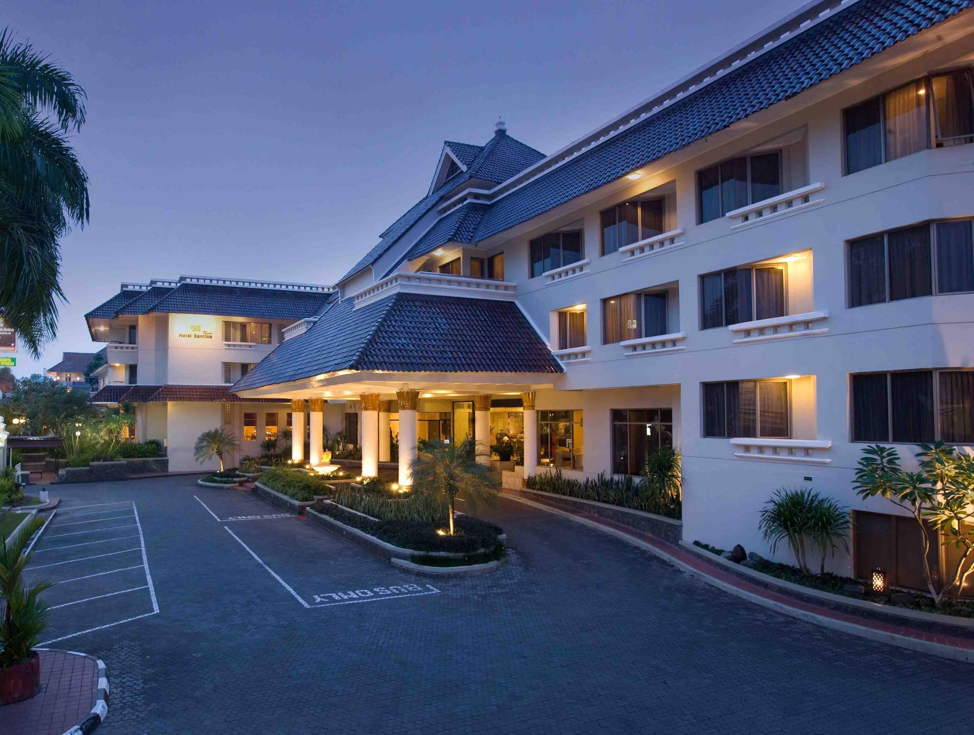 Hotel Santika Premiere Jogja Yogyakarta Eksteriør bilde